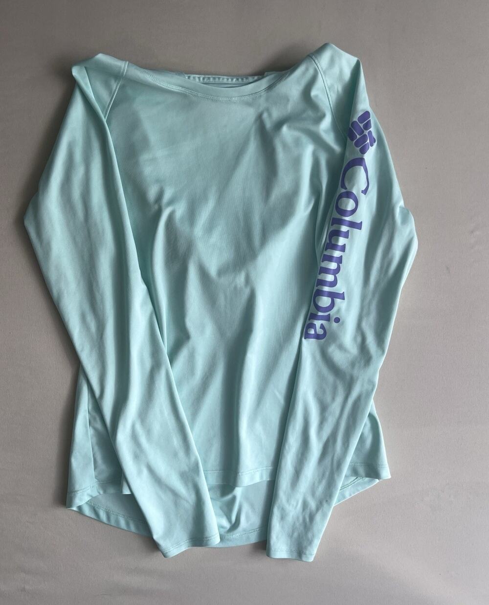 Columbia Omni-Shade Sun Protection Women’s M Blue Long Sleeve Crew Tee Poly